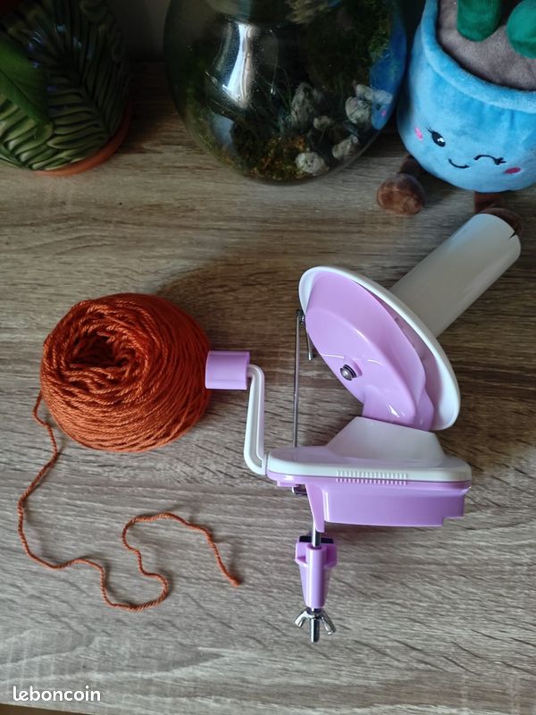 Enrouleur de pelote de laine - Violet (image 2)
