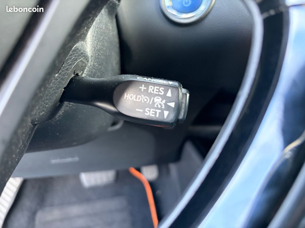 Toyota c-hr 1.8 140h full-hybrid 0.85kwh collection / camera recul (image 29)