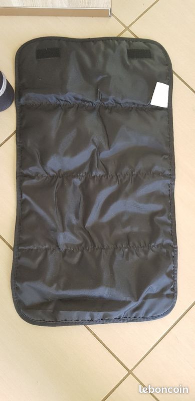 Sac à langer beaba noir (image 5)