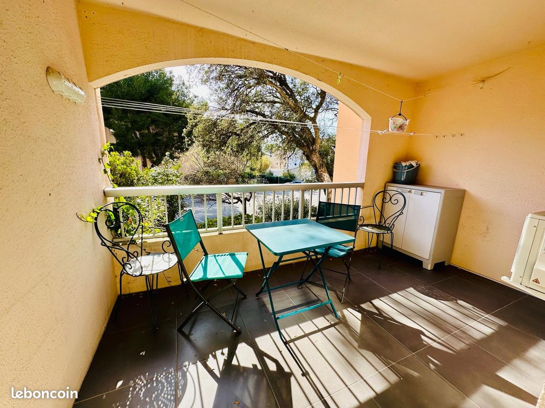 Appartement 1 pièce 25 m² · à Saint-Mandrier-sur-Mer · 25 m² · 600 €/mois