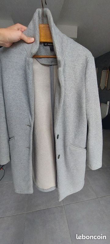 Manteau synthétique gris (image 1)
