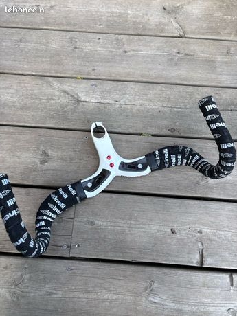 Cintre plat carbon unic potence non intégré cinelli ram 2 plat larg 445 mm accéssoire livraison weekend 1 ee Cintre plat carbon unic potence non intégré cinelli ram 2 plat larg 445 mm accéssoire livraison weekend 1 ee