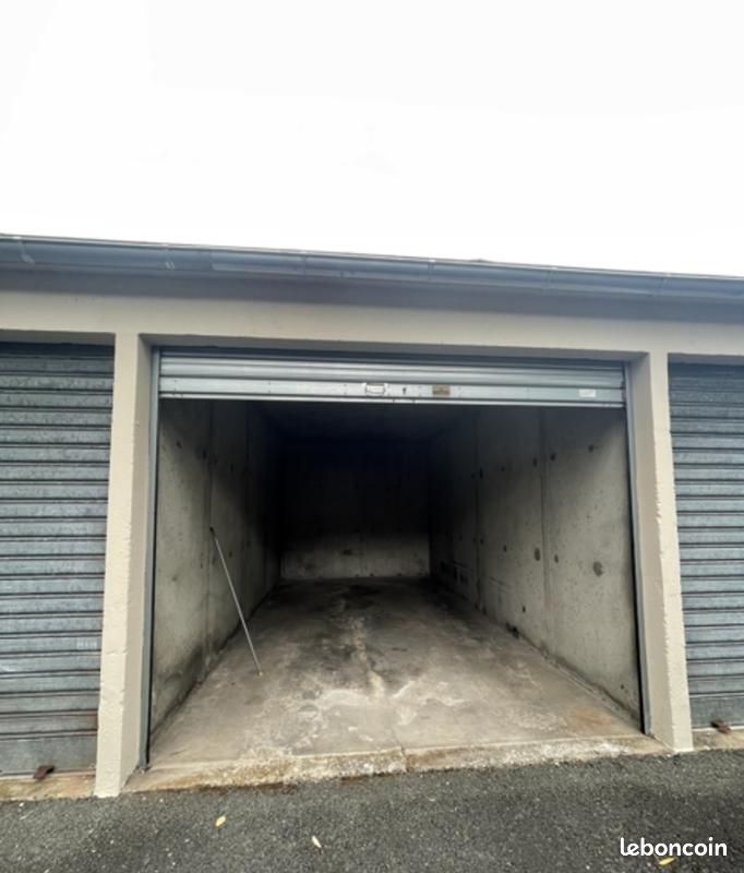 Parking 15 m² · à Bordeaux · 15 m² · 125 €/mois