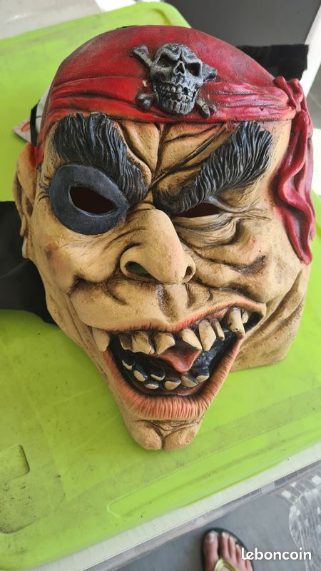 Masque pirate (image 1)