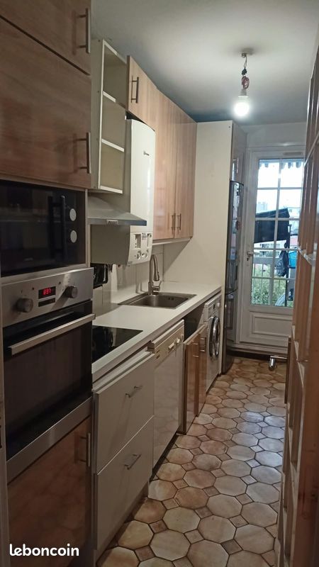 Appartement 5 pièces 95 m² · à Marseille · 95 m² · 190 000 €