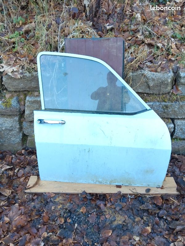 Porte avant droite Renault 12 (image 1)