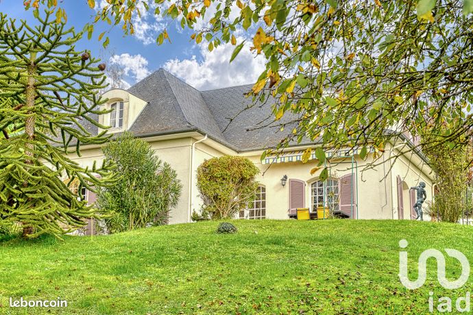 Villa 6 pièces 140 m²