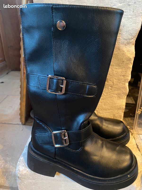 Bottes noires (image 2)