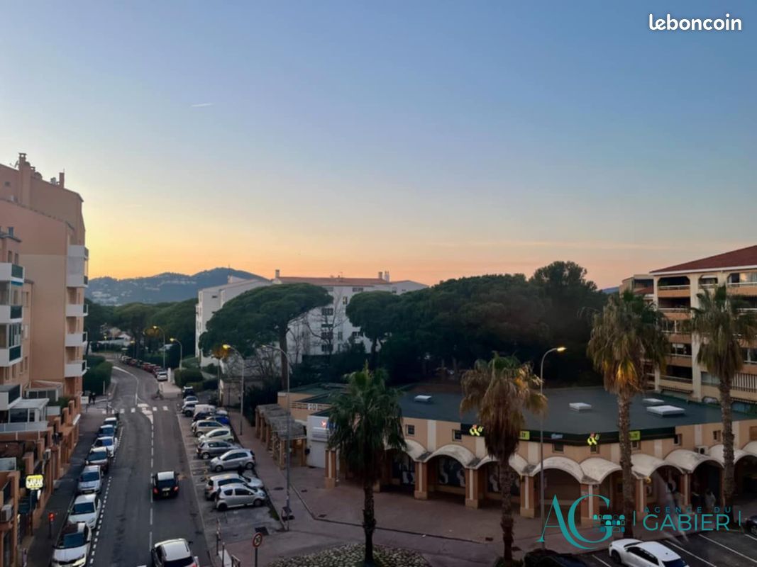 Appartement 2 pièces 29 m² · à Hyères · 29 m² · 800 €/mois