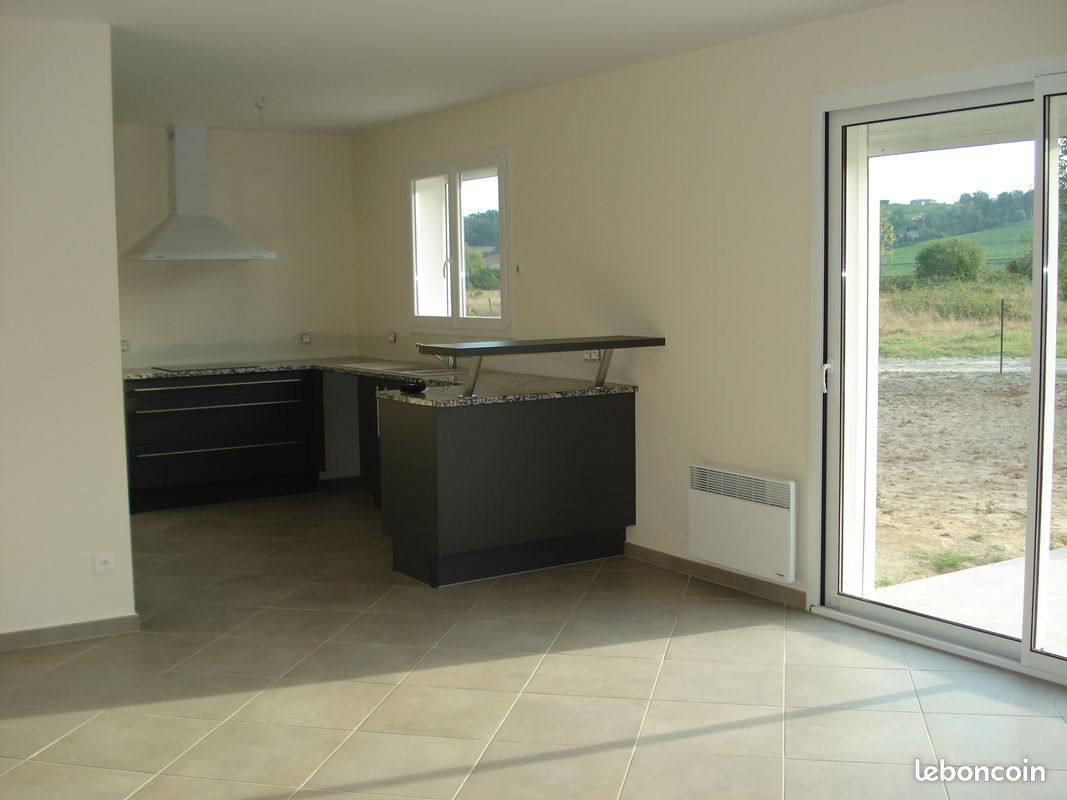 A louer Maison 3 chambres - Saint-Pierre-de-Buzet 47160 (image principale 1)