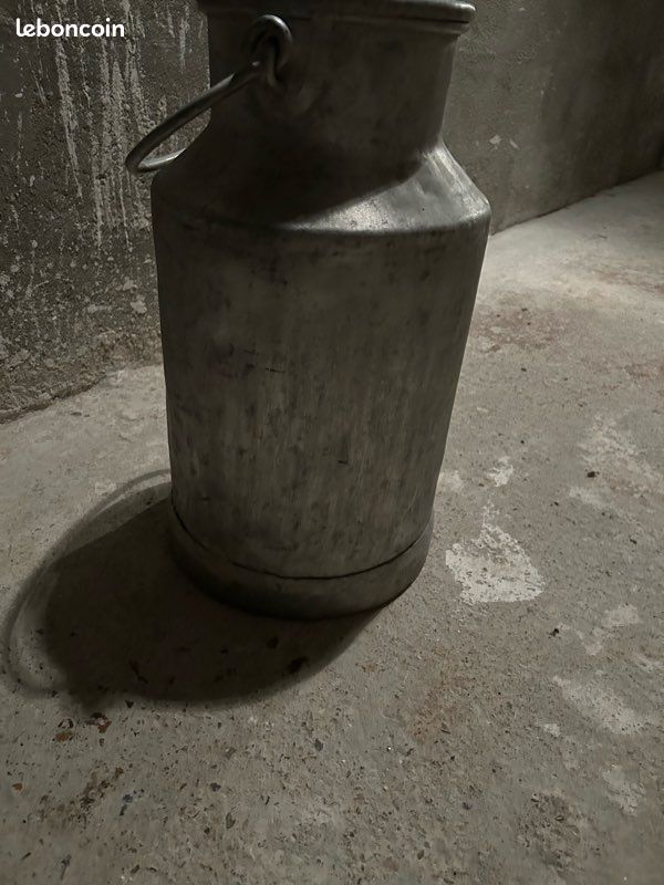 Bidon à lait aluminium (image 4)