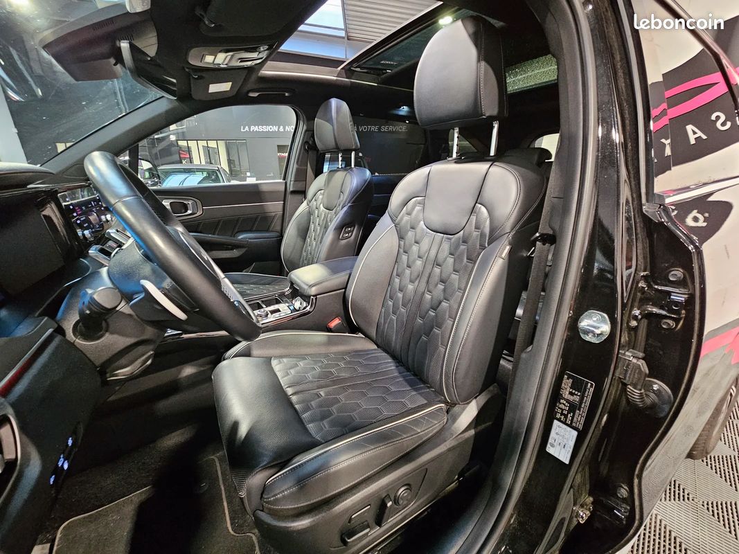 Kia SORENTO 1.6 T-GDi 265 CV Premium 4x4 PHEV / SUIVI KIA COMPLET / GARANTIE KIA (image 21)