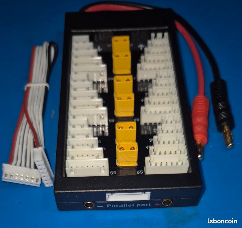 Ausi Carte de distribution d'alimentation pour drone, plastique, cuivre, caoutchouc, ESC, connexion avec XT60 3,5 mm Ausi Carte de distribution d'alimentation pour drone, plastique, cuivre, caoutchouc, ESC, connexion avec XT60 3,5 mm