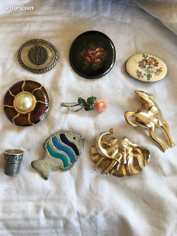 Lot De 4 Broches Anciennes - Modèles Assortis, Couleur Dorée - Occasion (bon état)