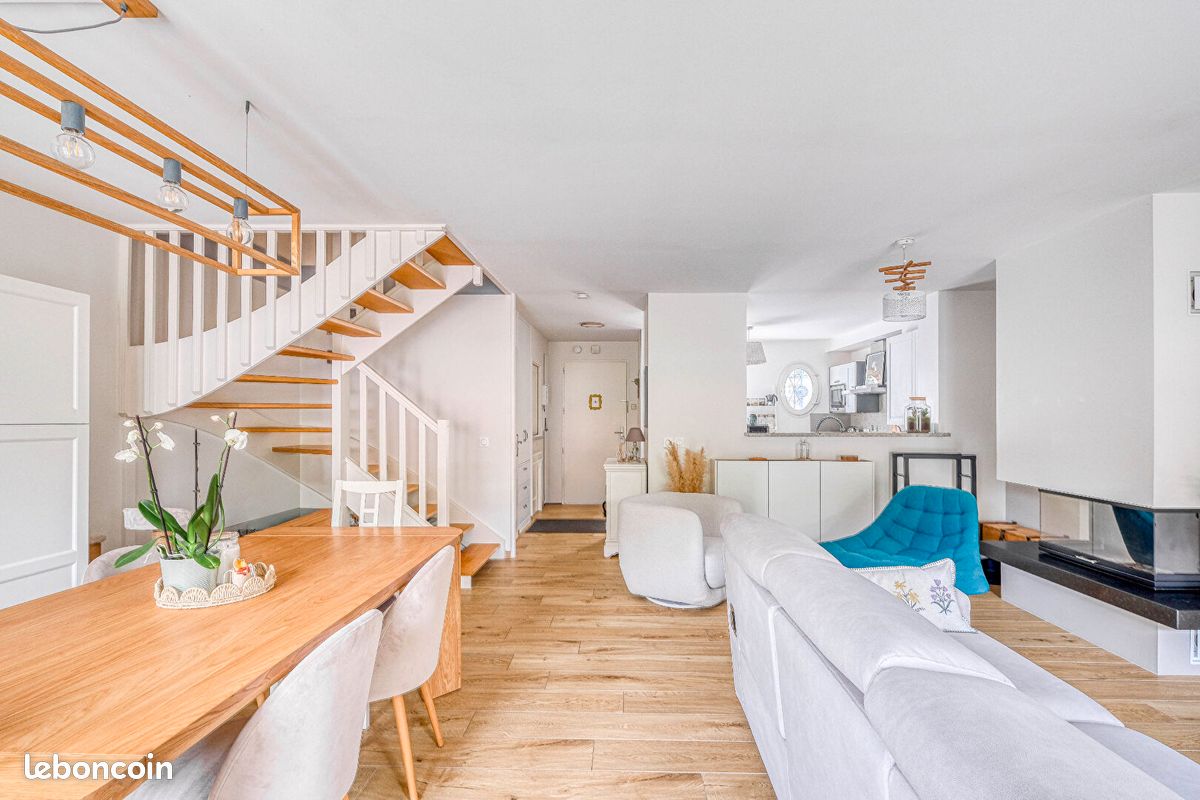 Maison 6 pièces 147 m² · à Bailly-Romainvilliers · 147 m² · 499 000 €