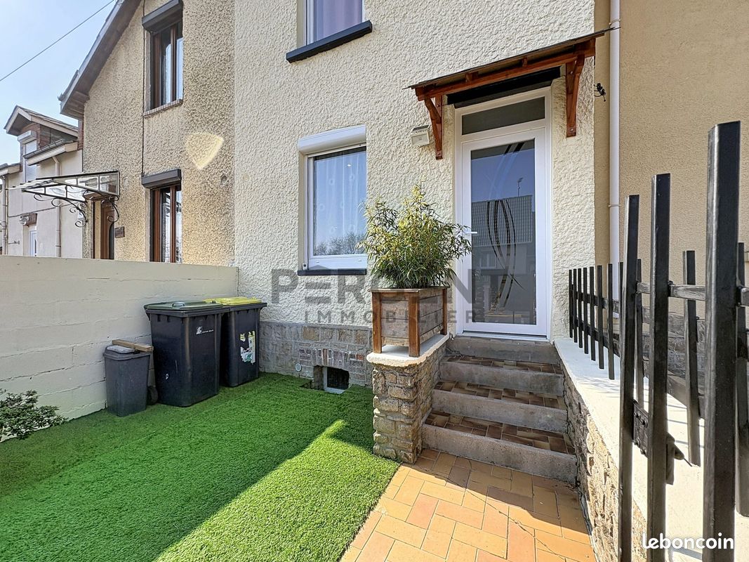 Maison 4 pièces 92 m² · à Vivier-au-Court · 92 m² · 165 000 €
