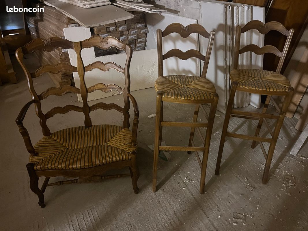 Chaises de bar et chaises basses (image 2)