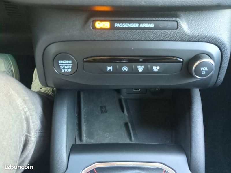 Ford Focus 1.0 EcoBoost mHEV 155ch ST-Line X (image 25)