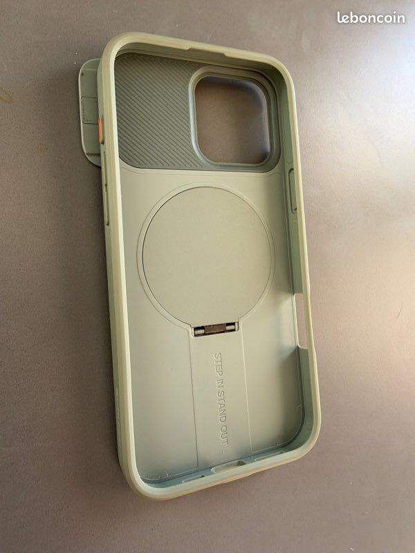 2 coques iPhone 16 pro Max (image 6)