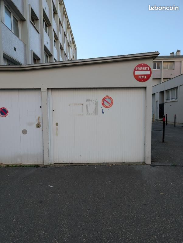 Parking Le Havre · 39 000 €