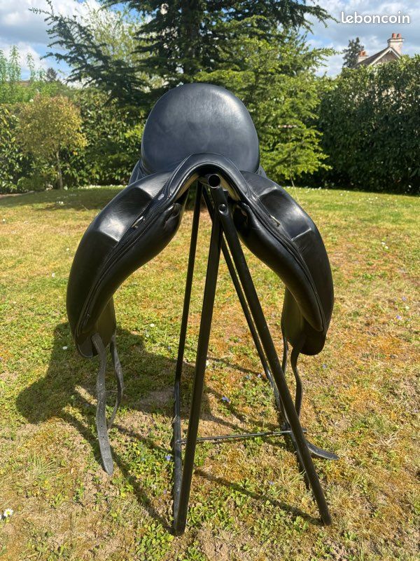 Selle dressage devoucoux Malika Lab (image 4)