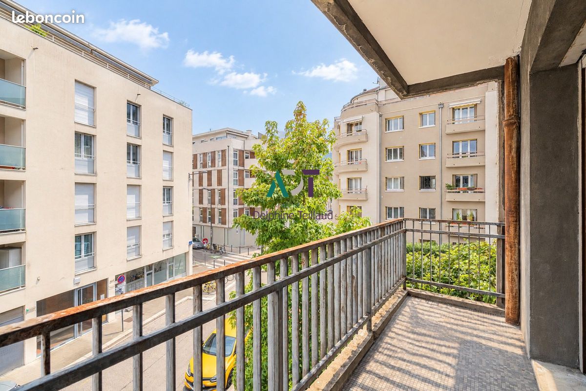 Appartement 3 pièces 83 m² · à Grenoble · 83 m² · 230 000 €