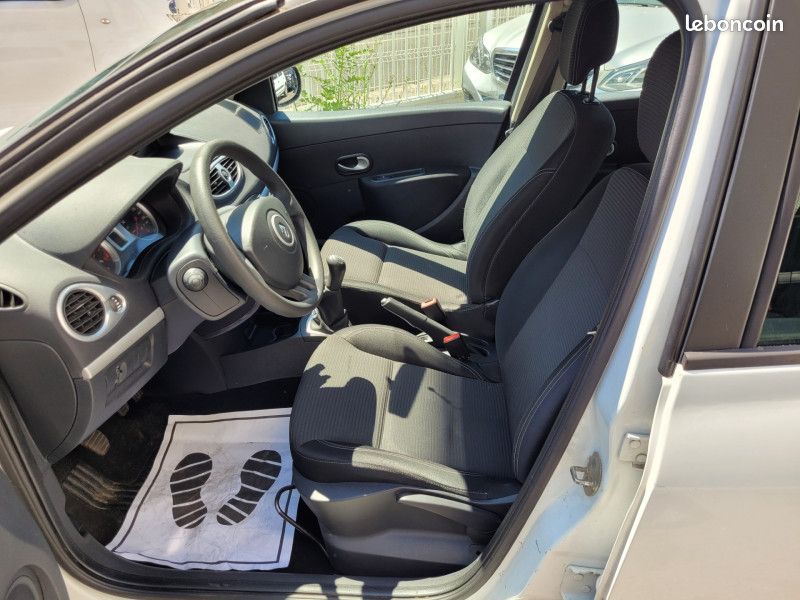 Renault CLIO III 1.5 DCI 75CH ALIZE ECO² 5P (image 10)