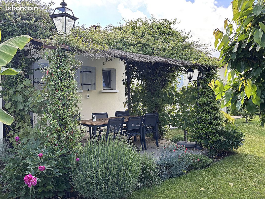Maison 7 pièces 121 m² · à Vouillé · 121 m² · 259 900 €
