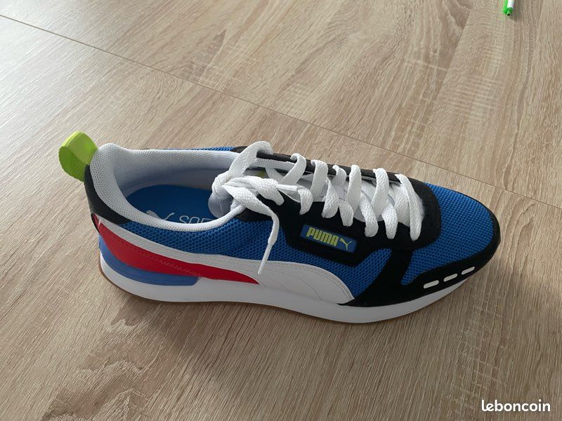Puma R78 Palace Bleu taille 10,5 US homme - Chaussures display picture 2