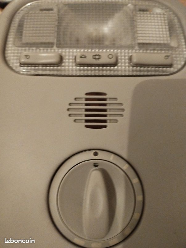 Plafonnier avec commande toit ouvrant Peugeot 207 (image 3)