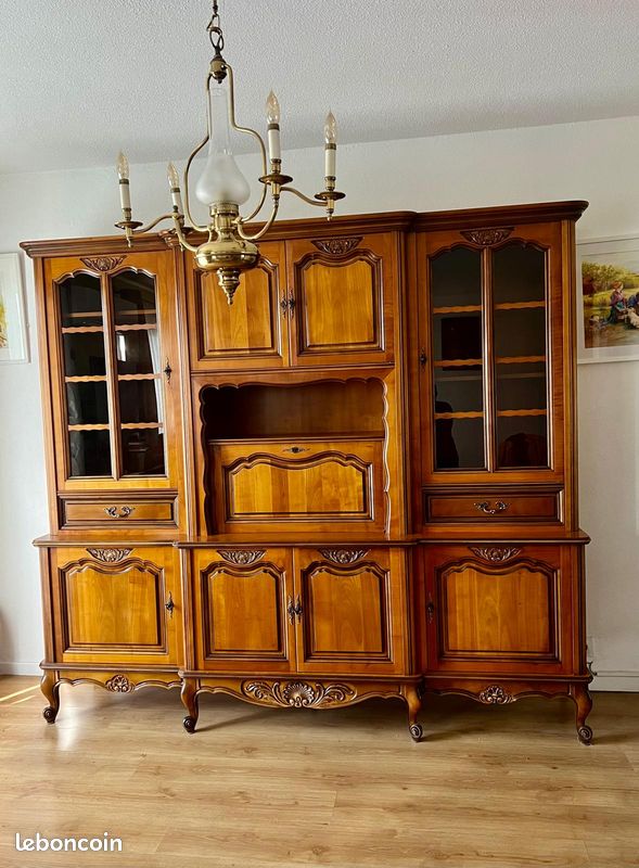 Buffet vaisselier en merisier massif (image 1)