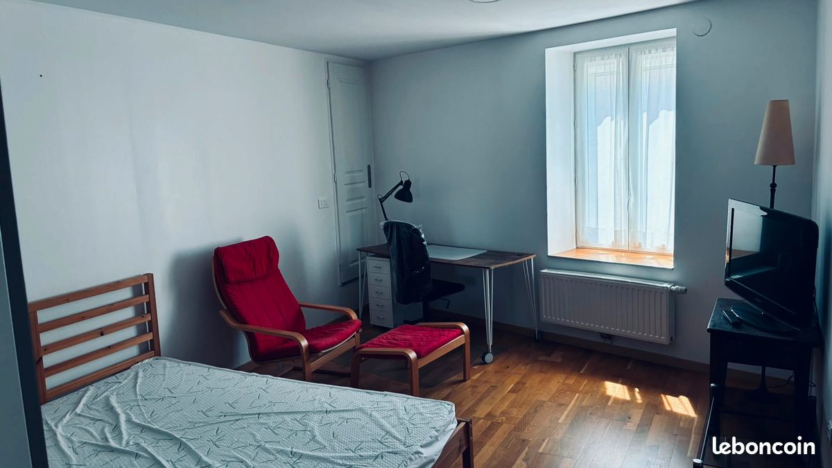 Appartement 1 pièce 35 m² · à Meximieux · 35 m² · 650 €/mois