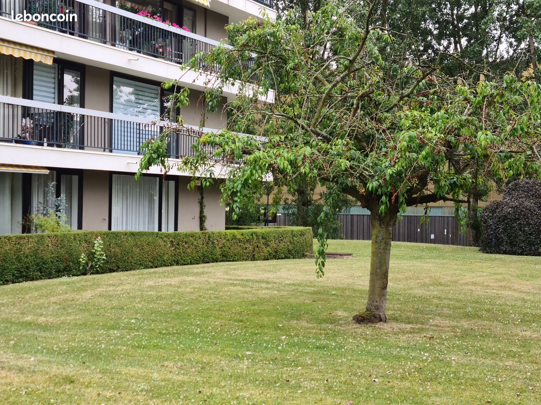 Appartement 2 pièces 50 m² · à Croix · 50 m² · 1 000 €