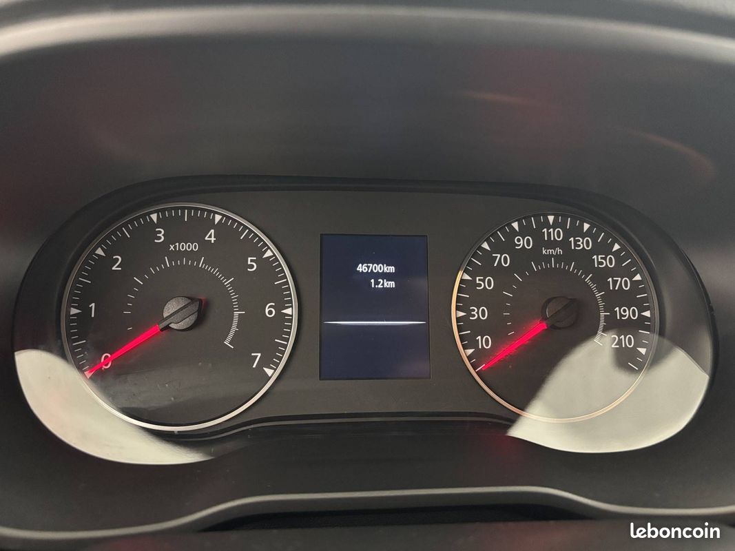 DACIA Duster TCe 130 4x2 Journey (image 17)