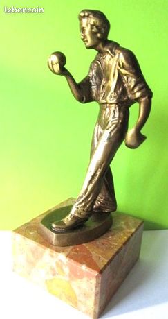 Coupe Figurine en plastique Pétanque hommes or sur socle en marbre noir