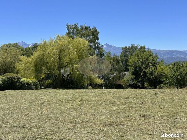 Terrain 2074 m² Luc