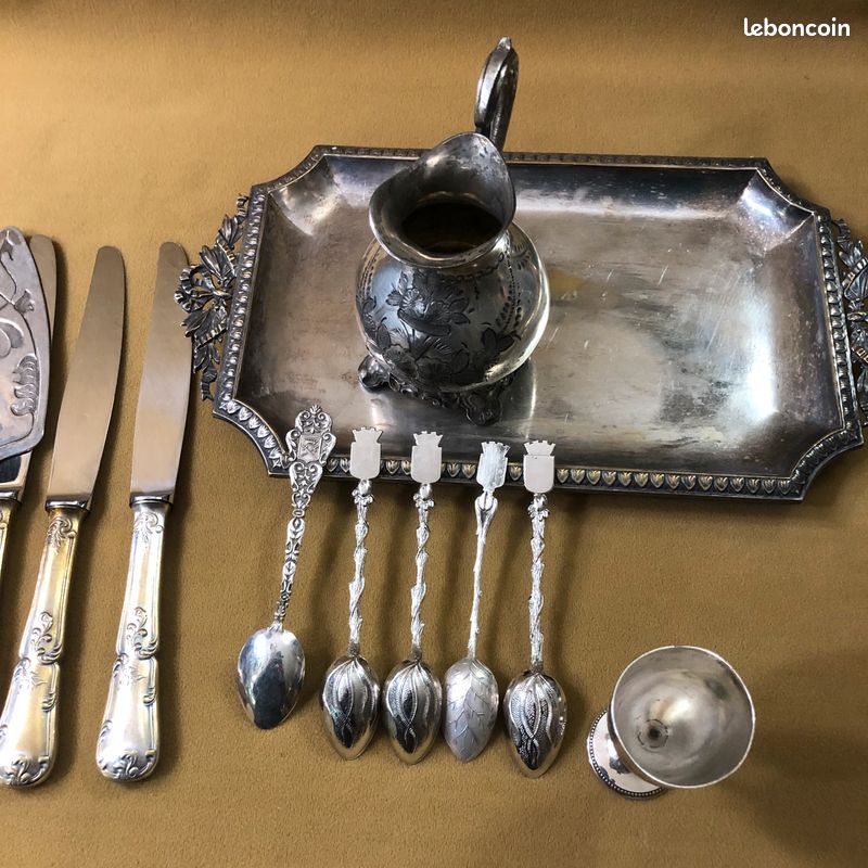 Gros Lot D'Argenterie Et Art De La Table En Métal Argenté - Pièces Anciennes, Lot Mixte