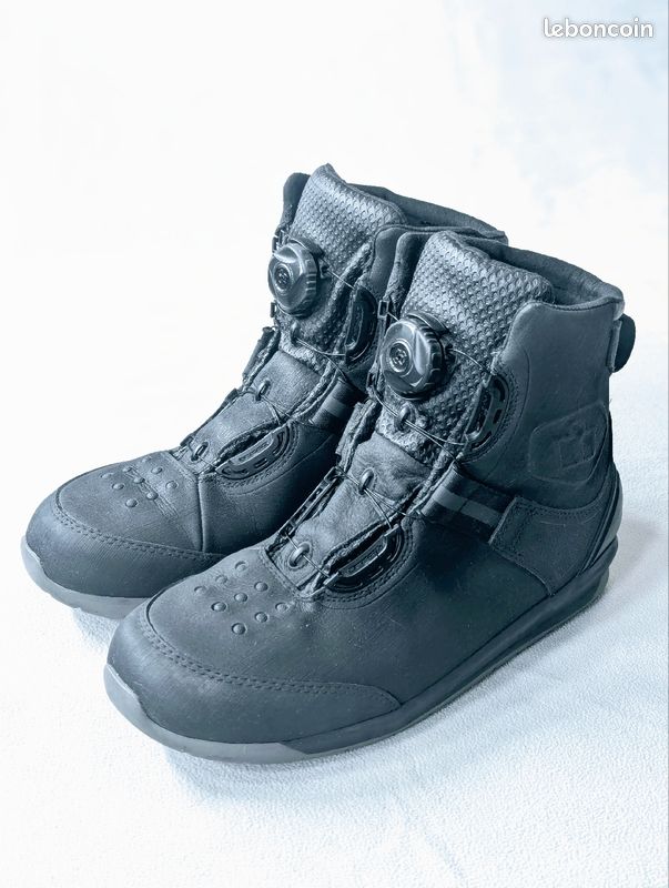 Boots moto Icon Patrol état neuf Équipement moto