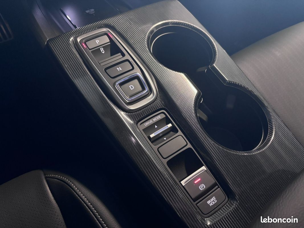 HONDA CIVIC E:HEV 2.0 i-MMD Advance - Toit Ouvrant / BOSE (image 18)