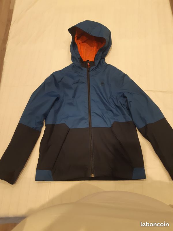 Veste de randonnée imperméable - Décathlon/Quechua- 10 ans (image 1)