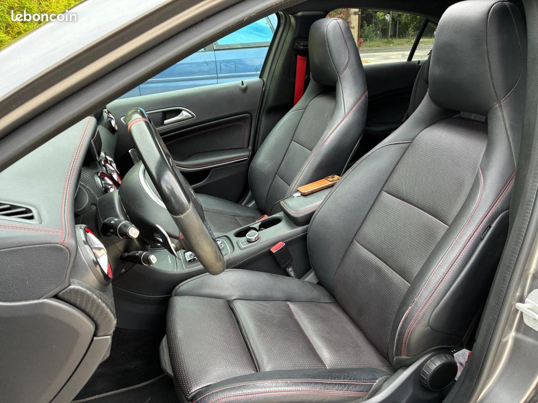 MERCEDES CLASSE A A45 AMG - 4Matic - PHASE 2 - Garantie 12 mois (image 31)