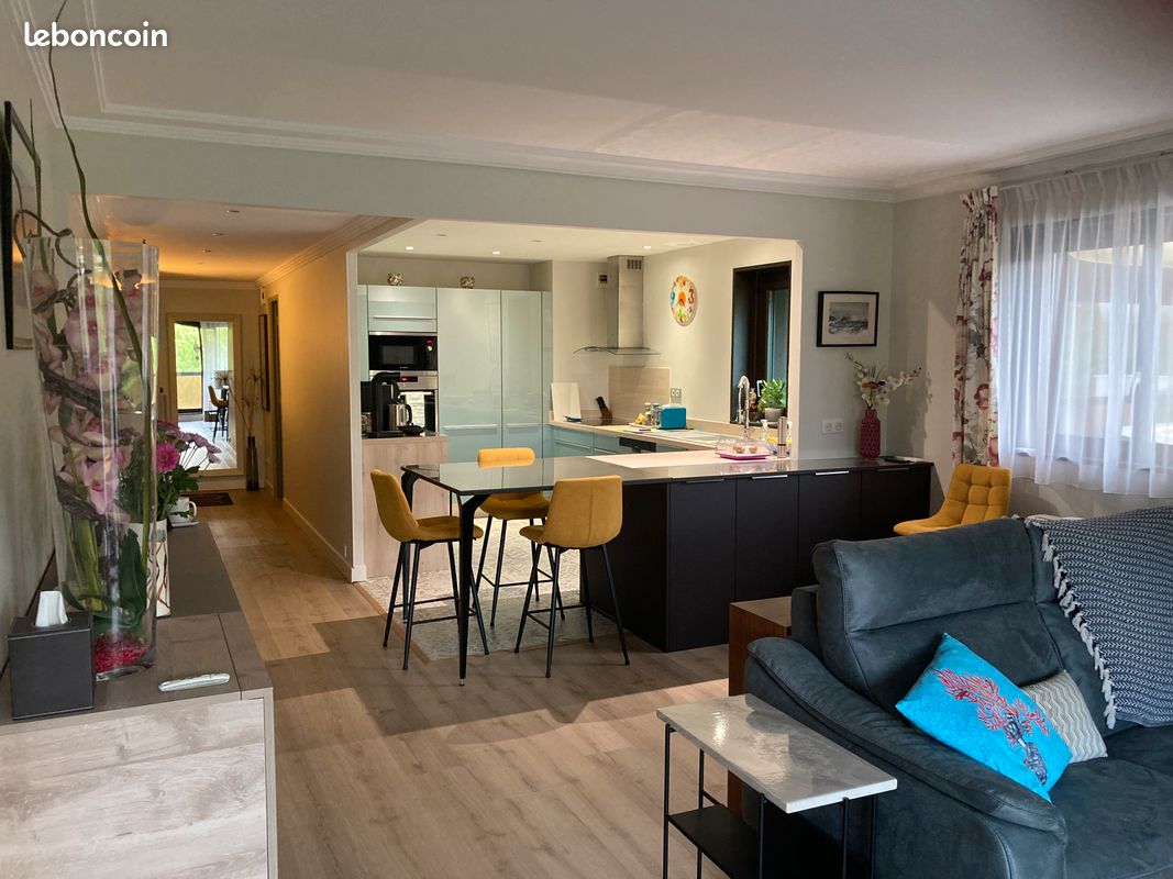 Appartement 5 pièces 140 m² · à Bordeaux · 140 m² · 910 000 €