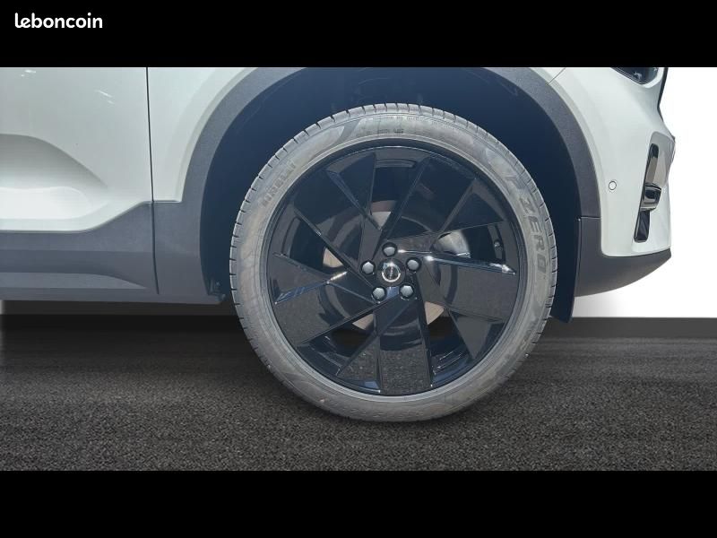 Volvo XC40 B3 163ch Black Edition DCT 7 (image 10)