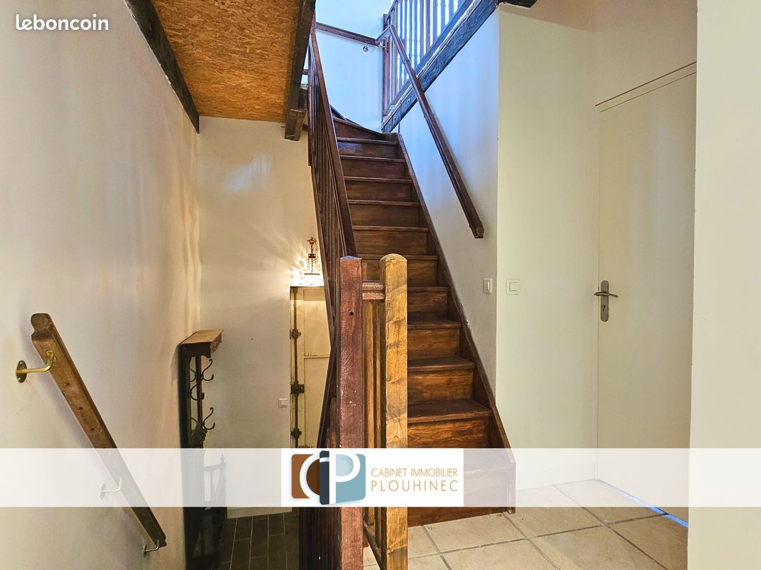 Propriété 7 pièces 216 m² (image 9)