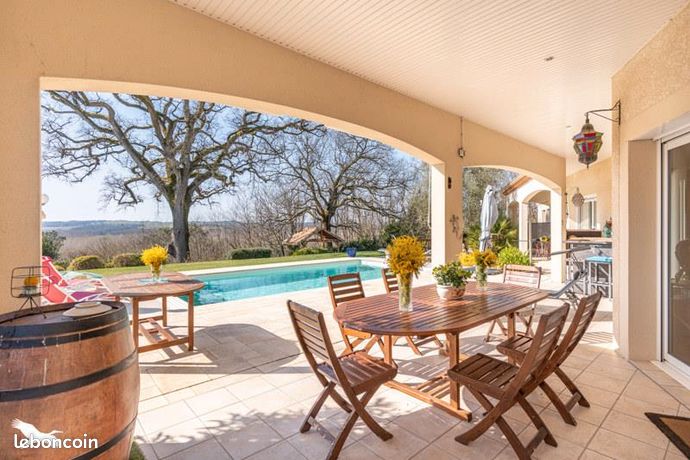 Villa 5 pièces 174 m²