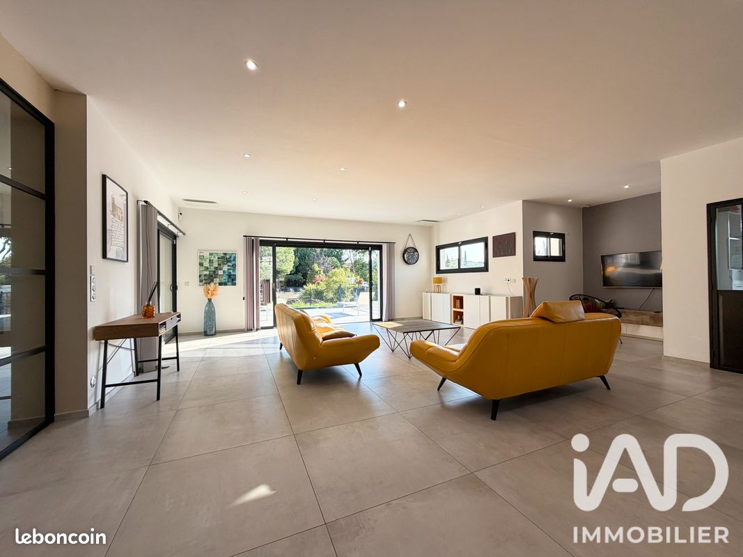 Villa 4 pièces 203 m² (image 10)