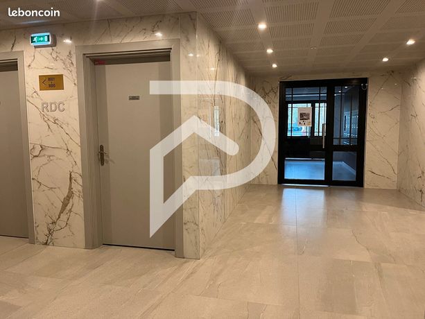 https://img.leboncoin.fr/api/v1/lbcpb1/images/0c/e3/7d/0ce37d0daa63db69537c37a19aa2136a896de7a9.jpg?rule=ad-image