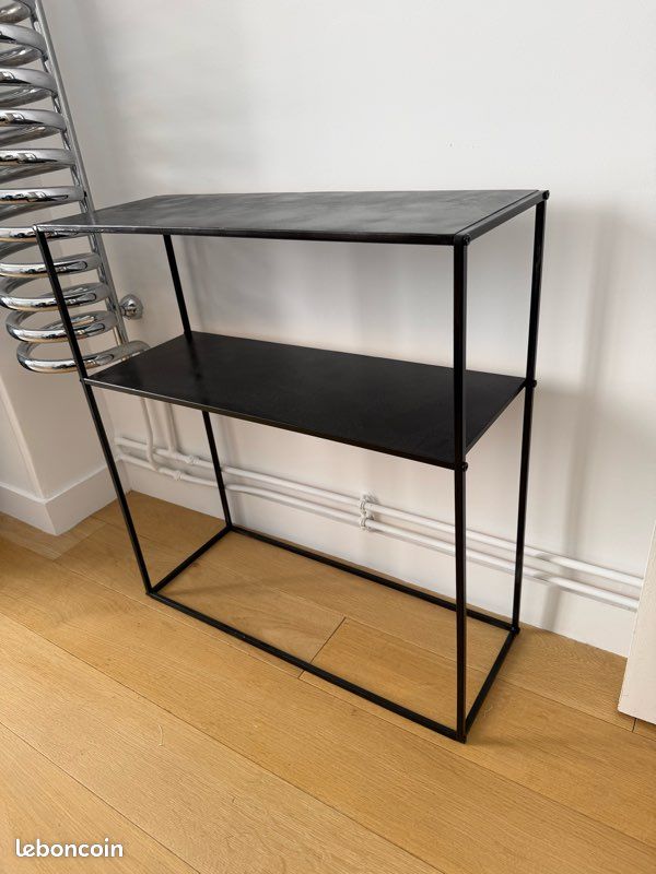 Console noire (image 1)