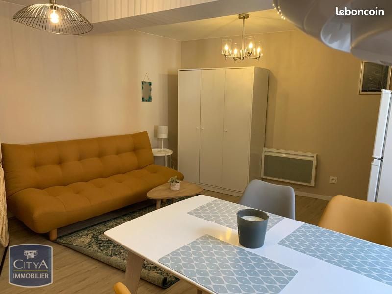 Appartement 1 pièce 20 m² · à Roanne · 20 m² · 385 €