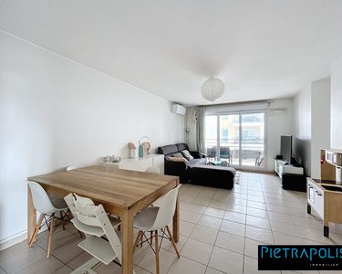 Appartement 299 000 € - 74 m²